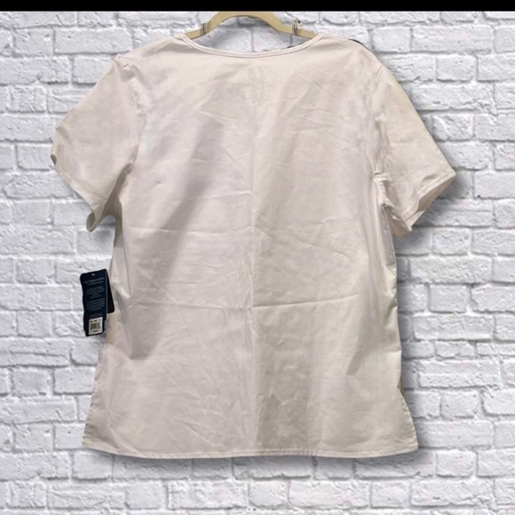 Adar Medical Uniforms- White V-Neck Scrub Top - Picture 2 of 6